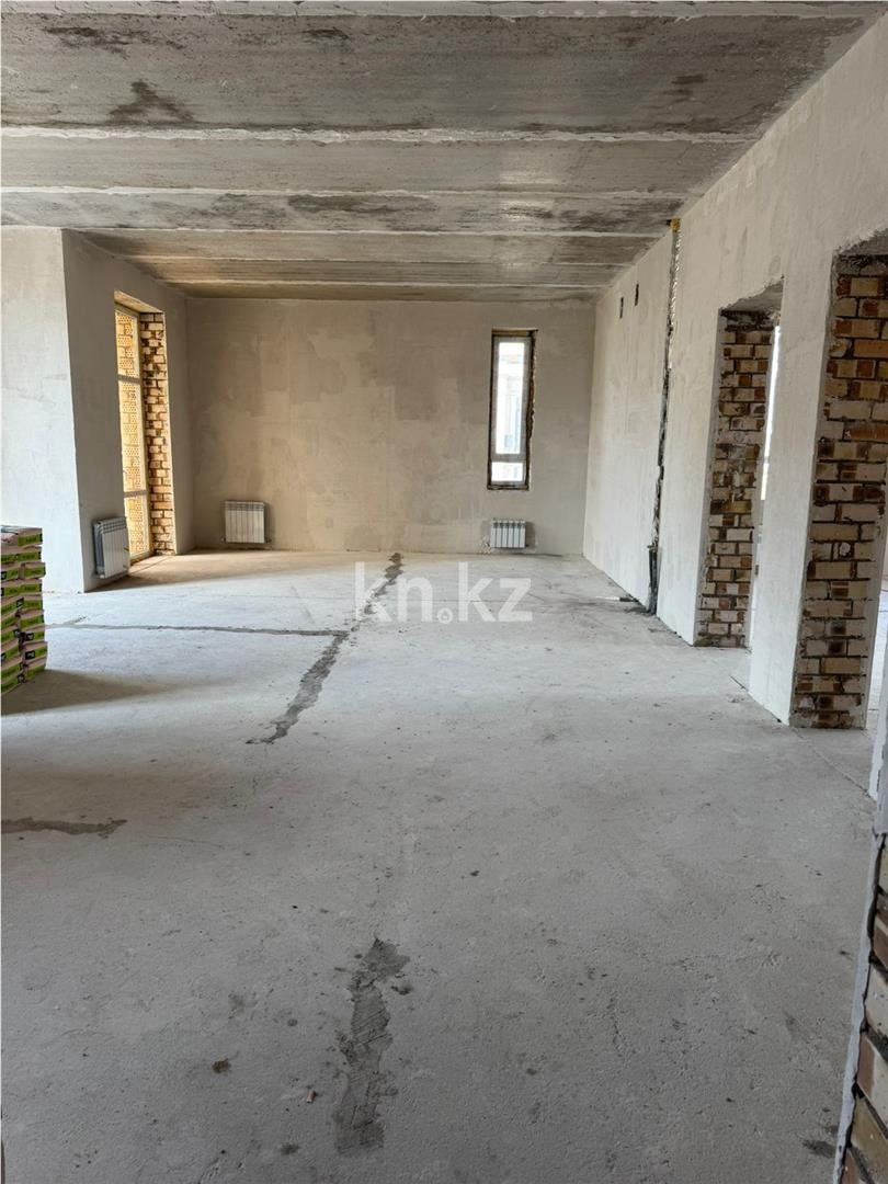 Продажа 4-комнатной квартиры, 121 м² в Караганде - фото 3