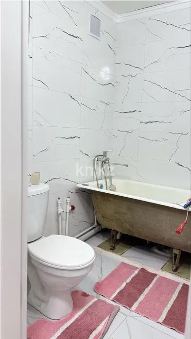 Продажа 2-комнатной квартиры, 43 м², мкр-н 12 в Караганде - фото 4