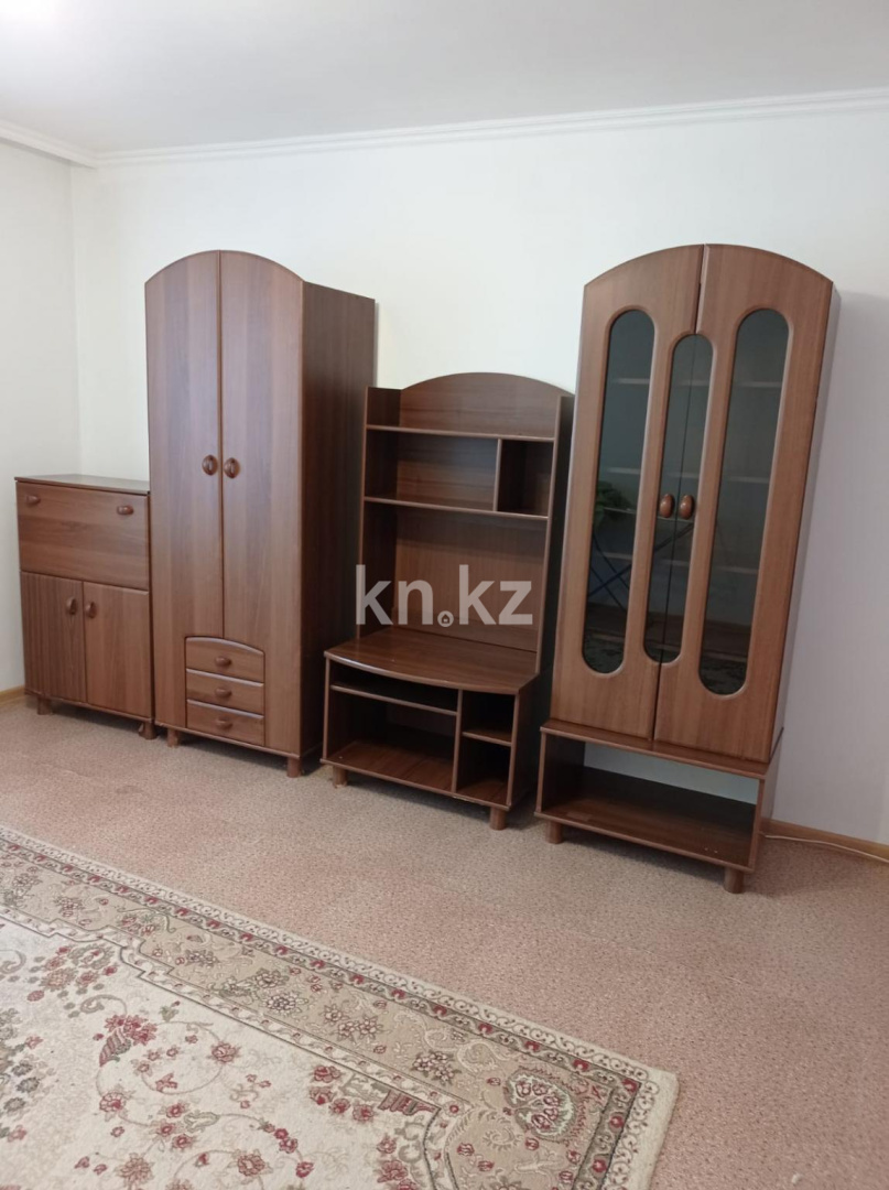 Аренда 1-комнатной квартиры, 45 м² в Астане