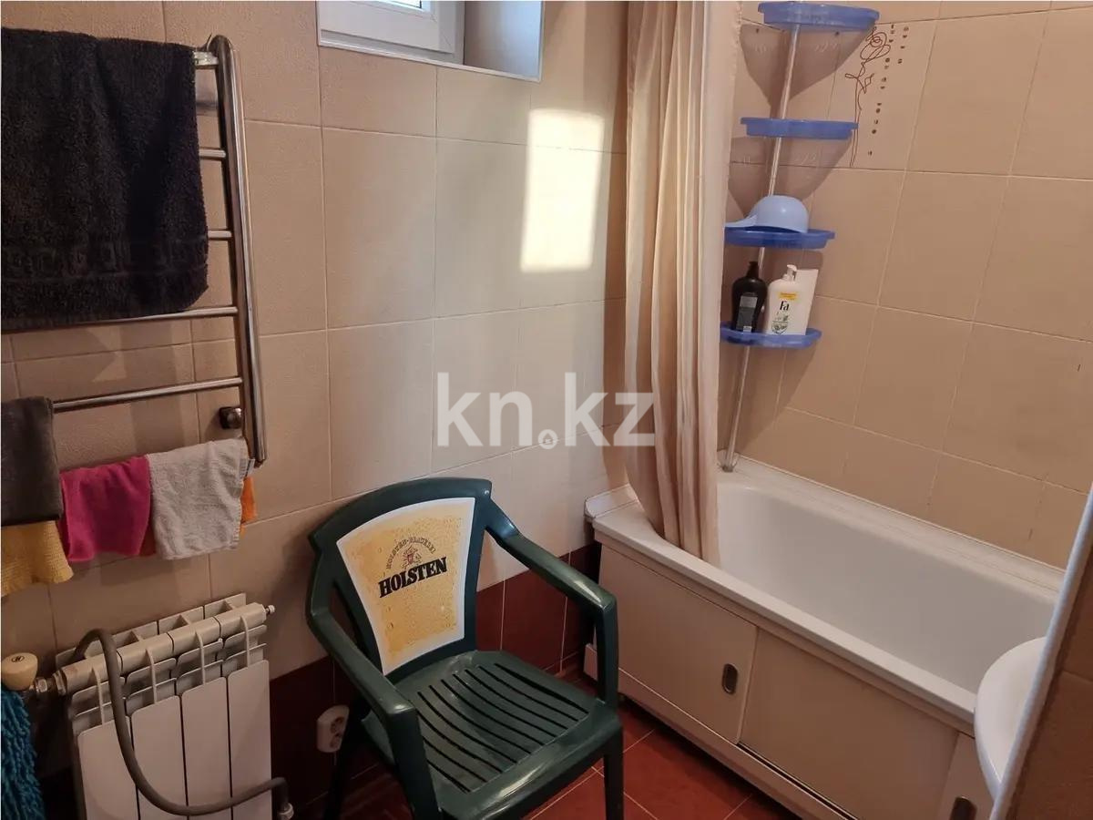 Продажа 3-комнатной квартиры, 64 м² в Алматы - фото 11