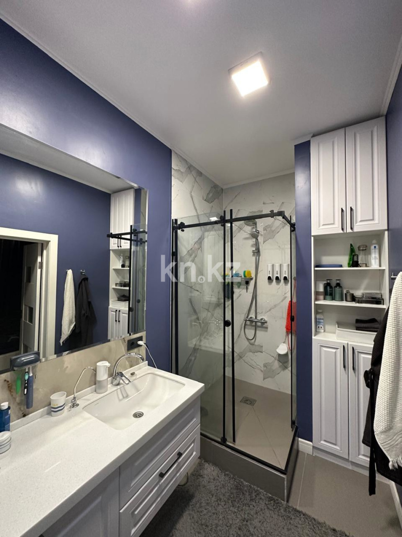 Продажа 3-комнатной квартиры, 132 м², ул. Сыганак в Астане - фото 20