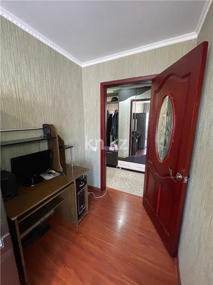 Продажа 4-комнатной квартиры, 73 м², ул. Гапеева в Караганде - фото 11