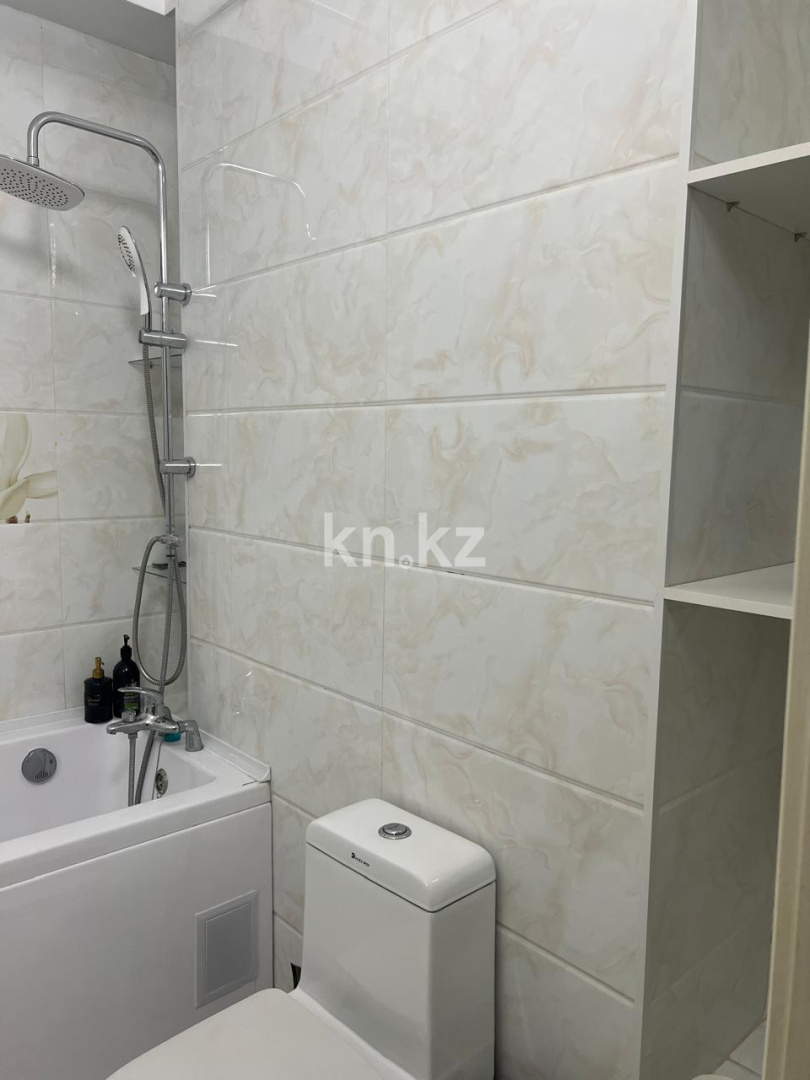 Аренда 3-комнатной квартиры посуточно, 110 м², Навои 208, дом  208/8 - ул. Торайгырова в Алматы - фото 8