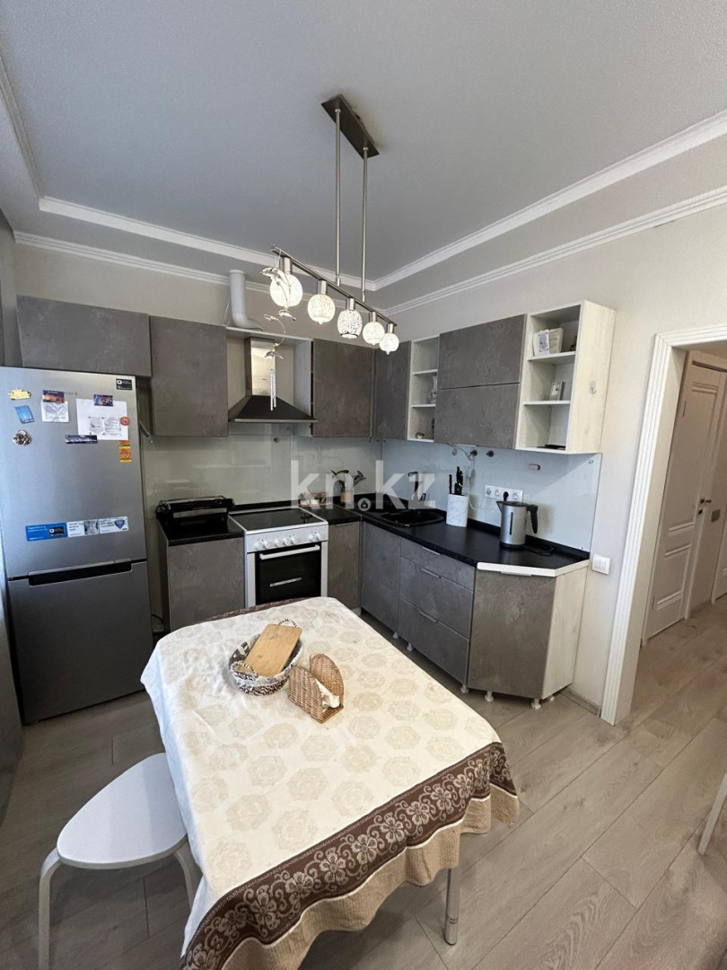 Продажа 2-комнатной квартиры, 69 м², пр. Республики в Караганде - фото 10