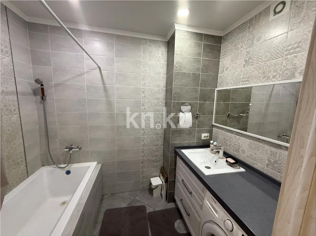 Продажа 3-комнатной квартиры, 85 м², пр. Момышулы, дом  14 в Астане - фото 5