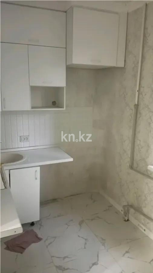 Продажа 1-комнатной квартиры, 38 м², мкр-н Аксай-1а, дом  10 в Алматы