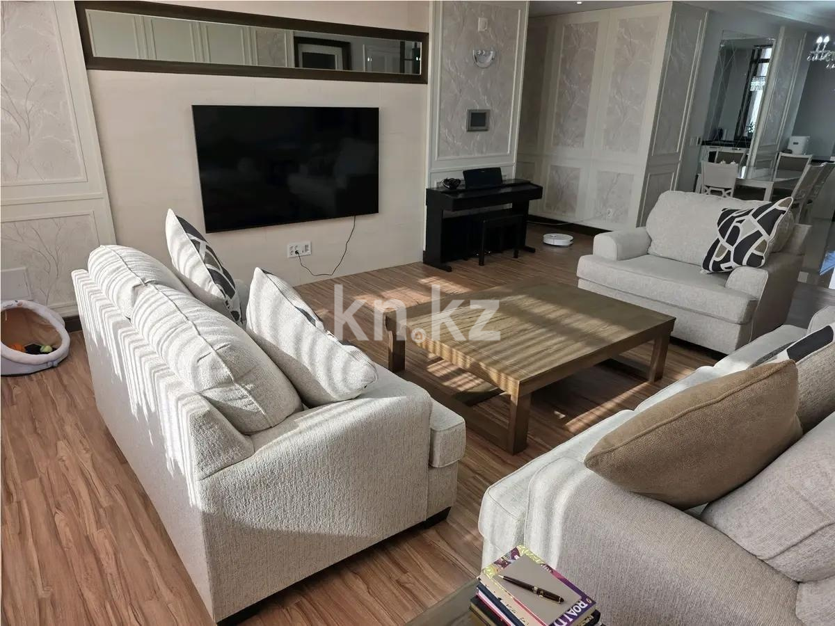 Продажа 4-комнатной квартиры, 138 м² в Астане