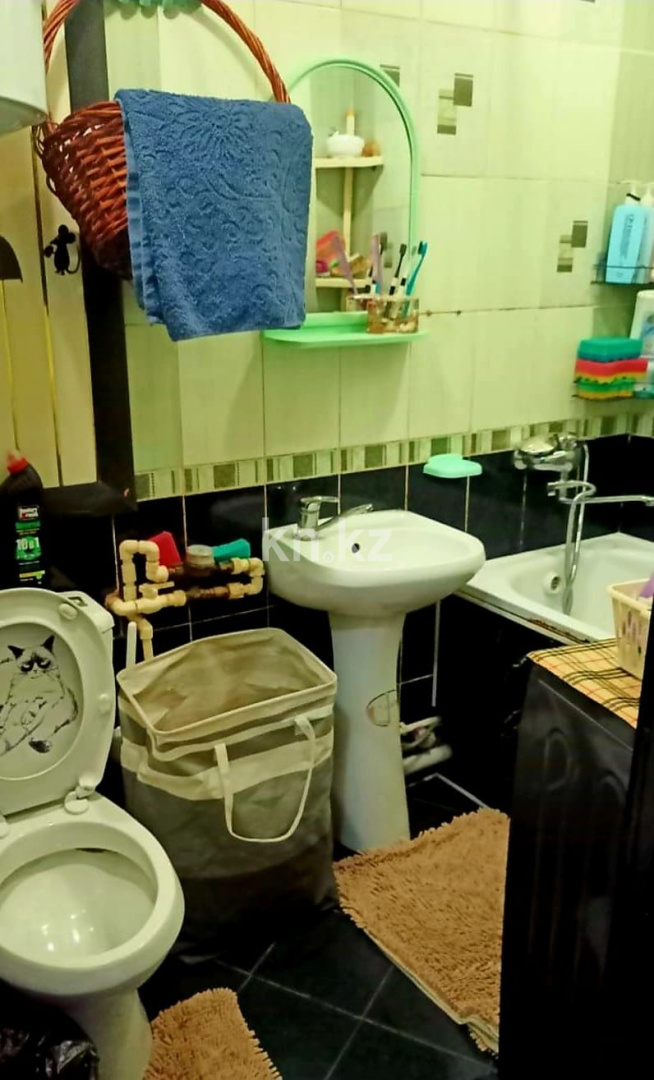 Продажа 3-комнатной квартиры, 59.2 м², ул. Локомотивная в Караганде - фото 7