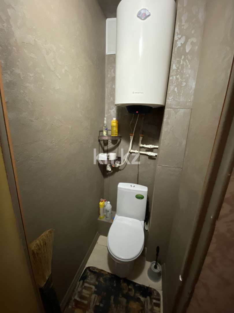 Продажа 3-комнатной квартиры, 63.6 м², мкр. Голубые Пруды, дом  6 в Караганде - фото 12