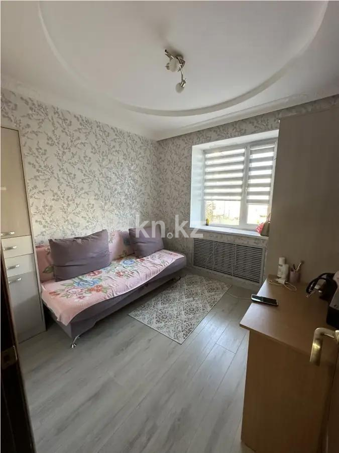 Продажа 4-комнатной квартиры, 81 м², мкр-н Голубые Пруды, дом  13 в Караганде - фото 4