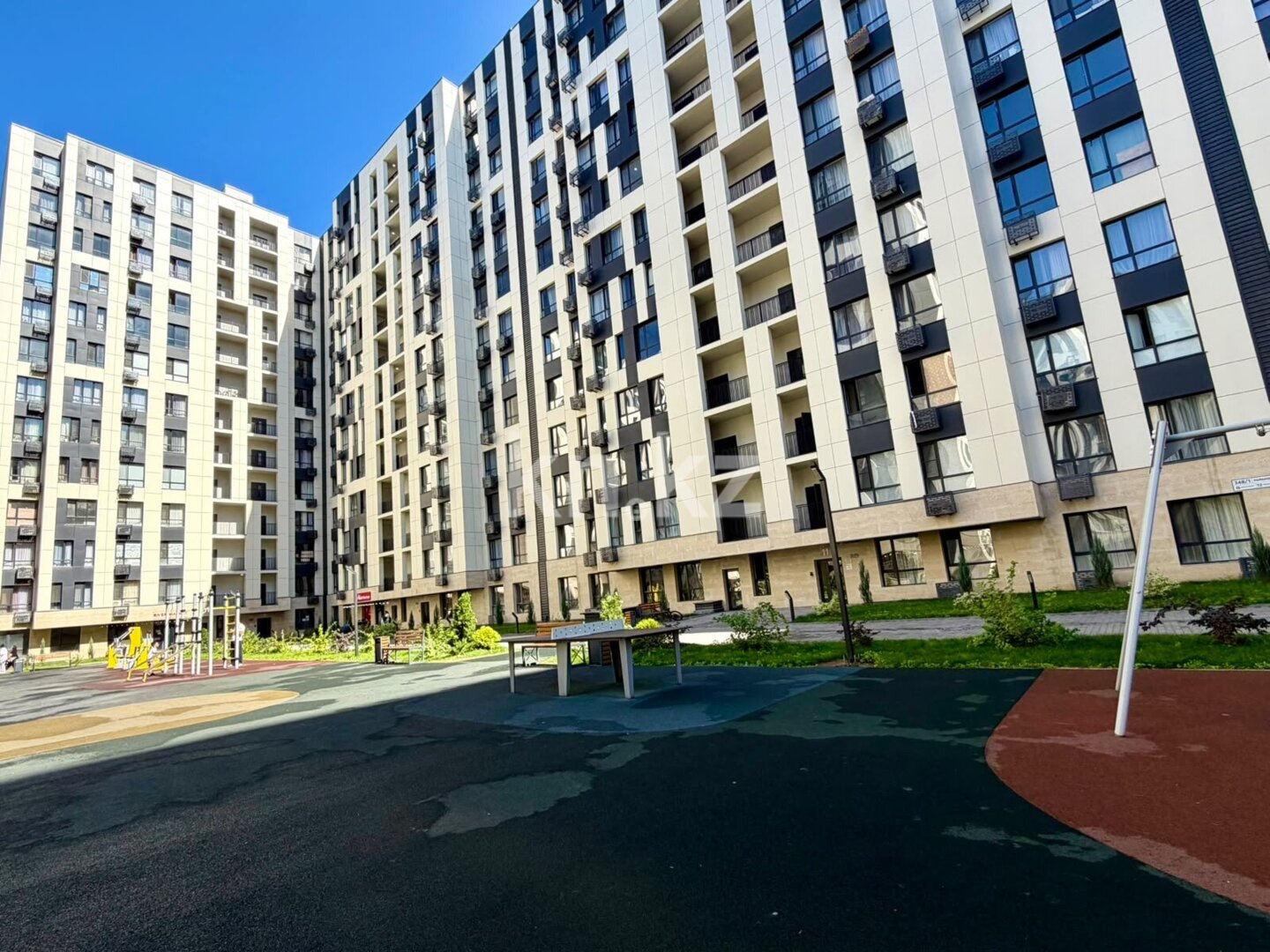 Продажа 2-комнатной квартиры, 46 м² в Алматы - фото 23