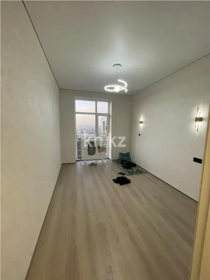 Продажа 3-комнатной квартиры, 96 м², ул. Ашимова, дом  13 в Караганде - фото 2