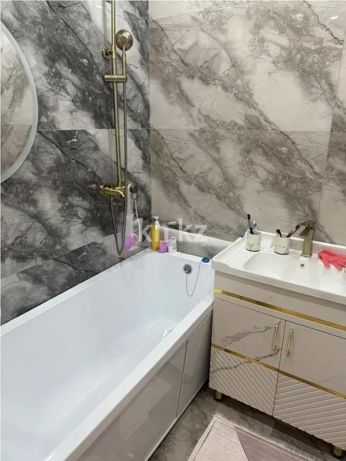 Продажа 3-комнатной квартиры, 72 м² в Алматы - фото 4