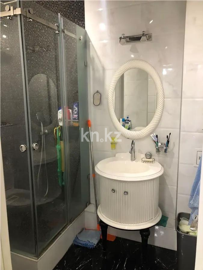 Продажа 2-комнатной квартиры, 58 м², ул. Байтерекова, дом  55 в Алматы - фото 4