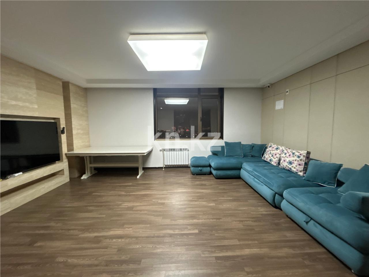 Продажа 4-комнатной квартиры, 128 м², пр. Кошкарбаева в Астане - фото 3