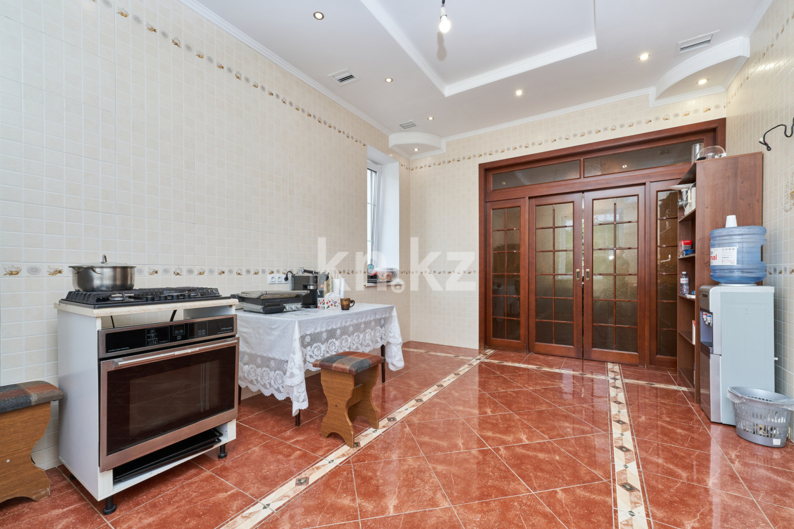 Продажа 10-комнатного дома, 805 м², ул. Ладушкина, дом  120/27 в Алматы - фото 22