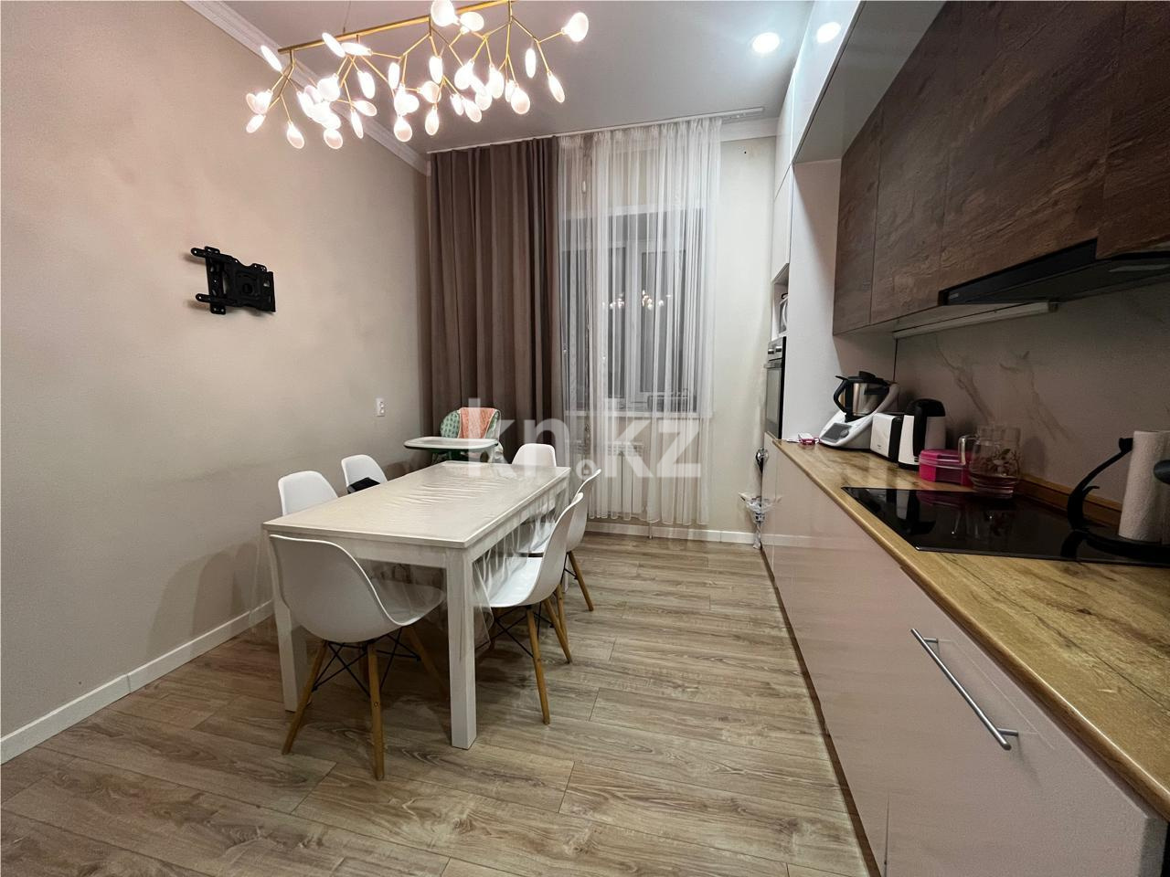 Продажа 3-комнатной квартиры, 93 м² в Караганде - фото 10