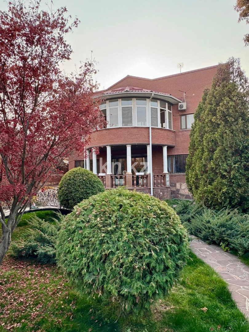 Продажа 5-комнатного дома, 600 м², ул. Кошек батыра в Алматы