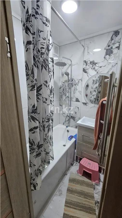 Продажа 4-комнатной квартиры, 74.6 м², мкр. Орбита-3, дом  22 в Алматы - фото 4