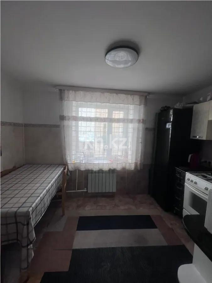 Продажа 3-комнатной квартиры, 60 м², мкр. Восток-2, дом  7 в Караганде - фото 4