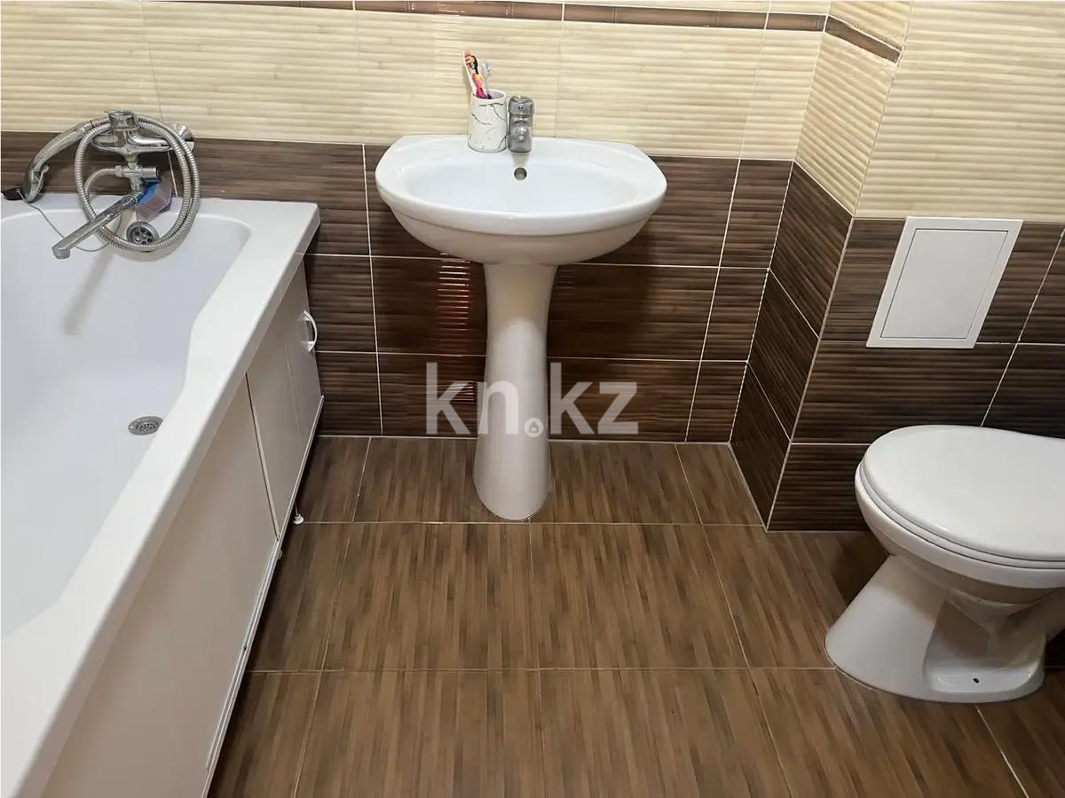 Продажа 1-комнатной квартиры, 38 м², пр. Абылай хана, дом  27/4 в Астане - фото 3