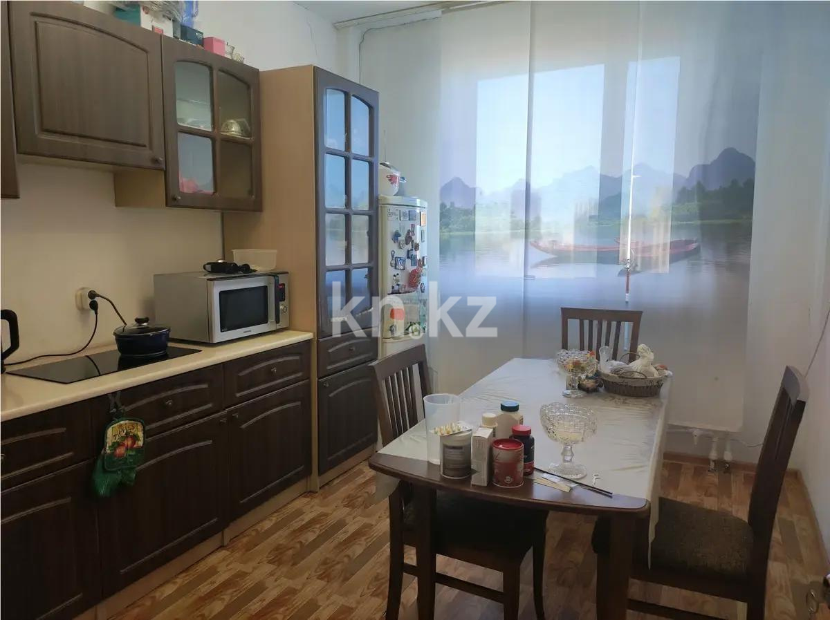 Продажа 2-комнатной квартиры, 60 м², ул. Сарыарка, дом  19 в Караганде - фото 3