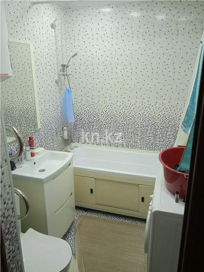 Продажа 2-комнатной квартиры, 64 м², ул. Баженова, дом  164/1 в Караганде - фото 4