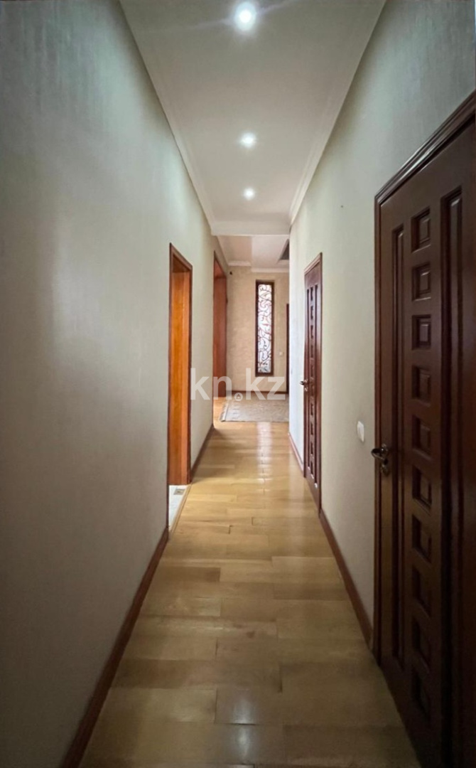 Продажа 8-комнатного дома, 306 м², мкр. Городской аэропорт в Караганде - фото 13