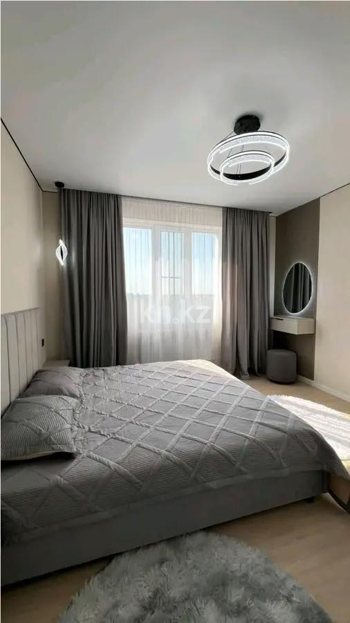 Продажа 3-комнатной квартиры, 80 м², ул. Омарова, дом  11 в Алматы - фото 2