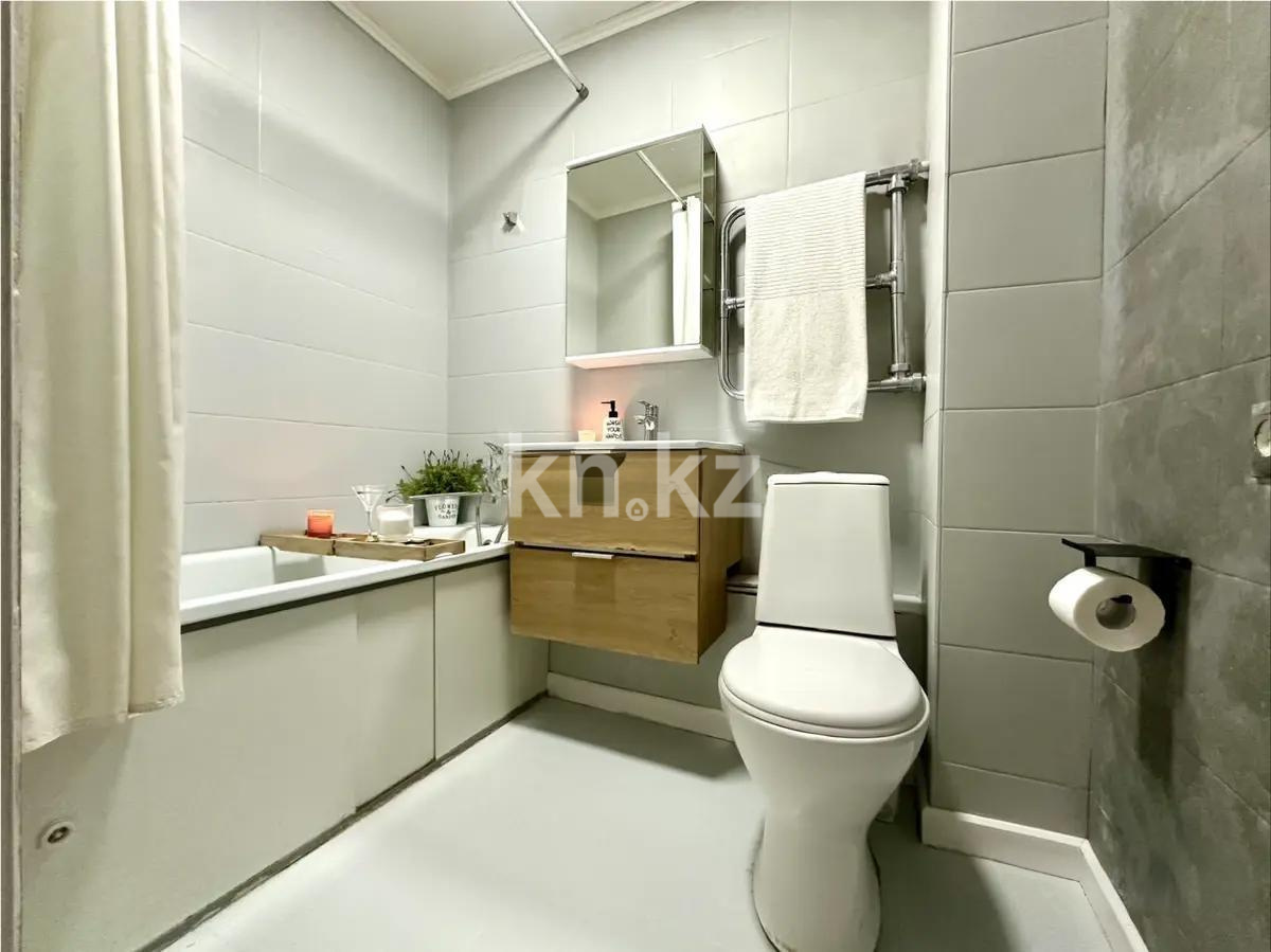 Продажа 4-комнатной квартиры, 76 м², ул. Нурмакова, дом  65 в Алматы - фото 5