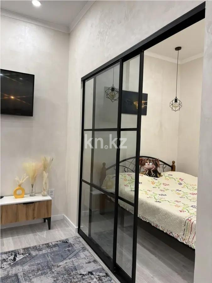 Продажа 2-комнатной квартиры, 46 м², пр. Шахтеров в Караганде - фото 2