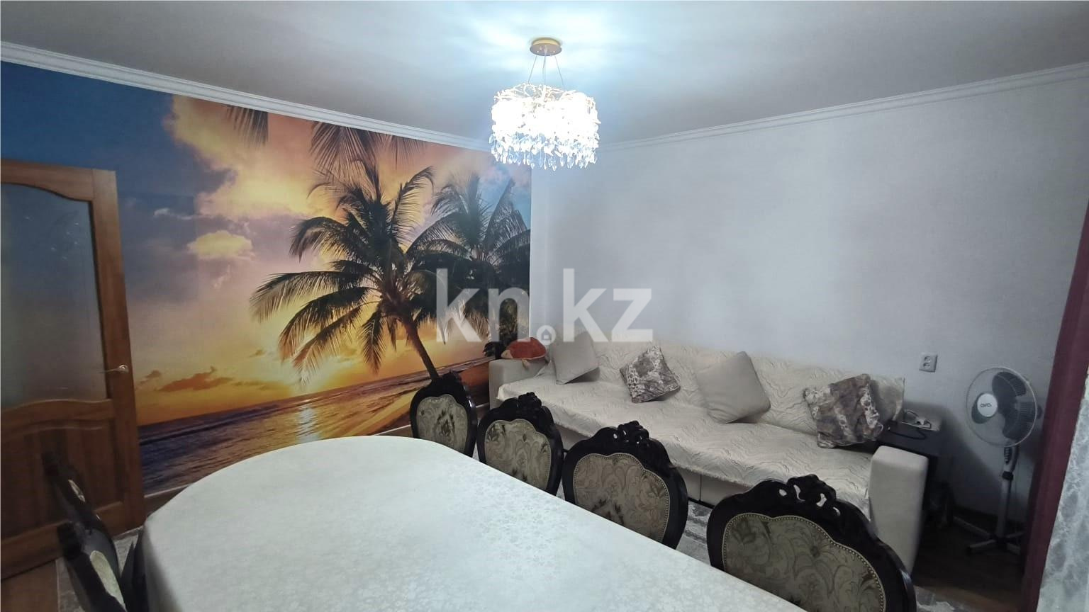 Продажа 3-комнатной квартиры, 64 м², мкр. Гульдер-1 в Караганде - фото 2