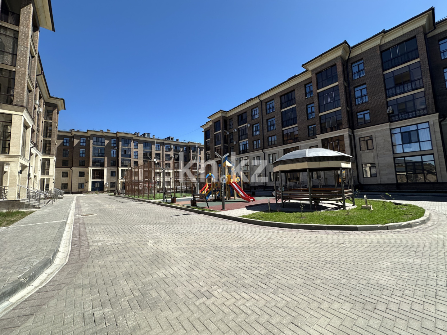 Продажа 2-комнатной квартиры, 63.2 м² в Караганде - фото 8