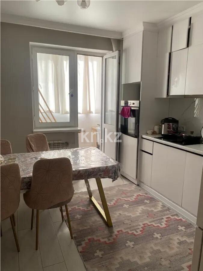Продажа 4-комнатной квартиры, 93.7 м² в Астане - фото 3