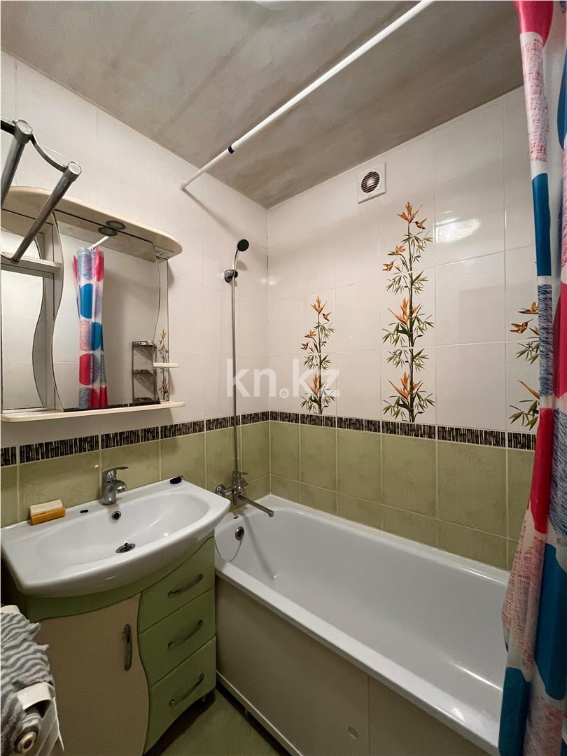Продажа 3-комнатной квартиры, 65 м² в Караганде - фото 8