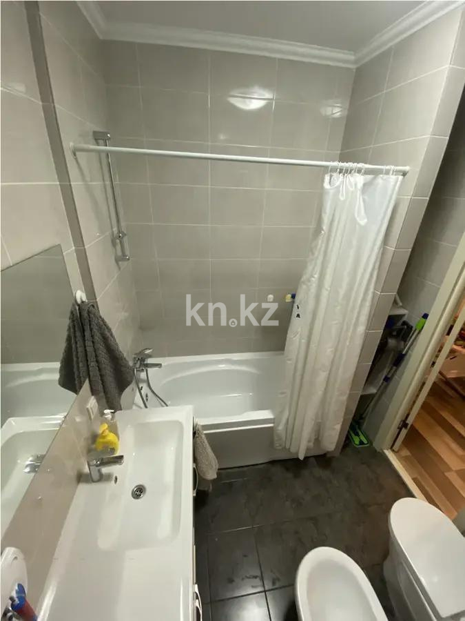 Продажа 2-комнатной квартиры, 60 м² в Алматы - фото 4