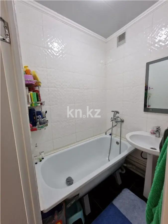 Продажа 3-комнатной квартиры, 51 м², ул. Байсеитовой в Темиртау - фото 10