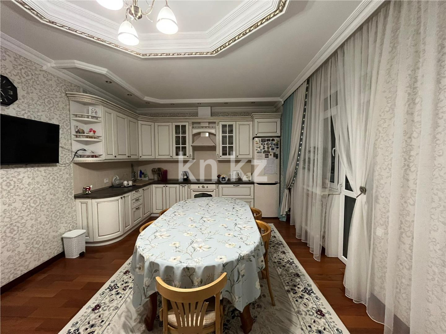 Продажа 3-комнатной квартиры, 123 м², ул. Сарайшык в Астане - фото 5