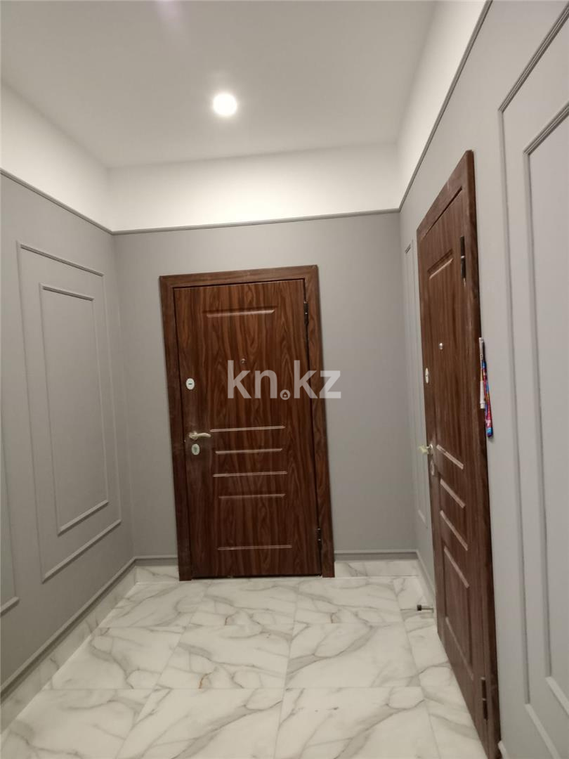 Продажа 3-комнатной квартиры, 112 м², ул. Жанибекова в Караганде - фото 13