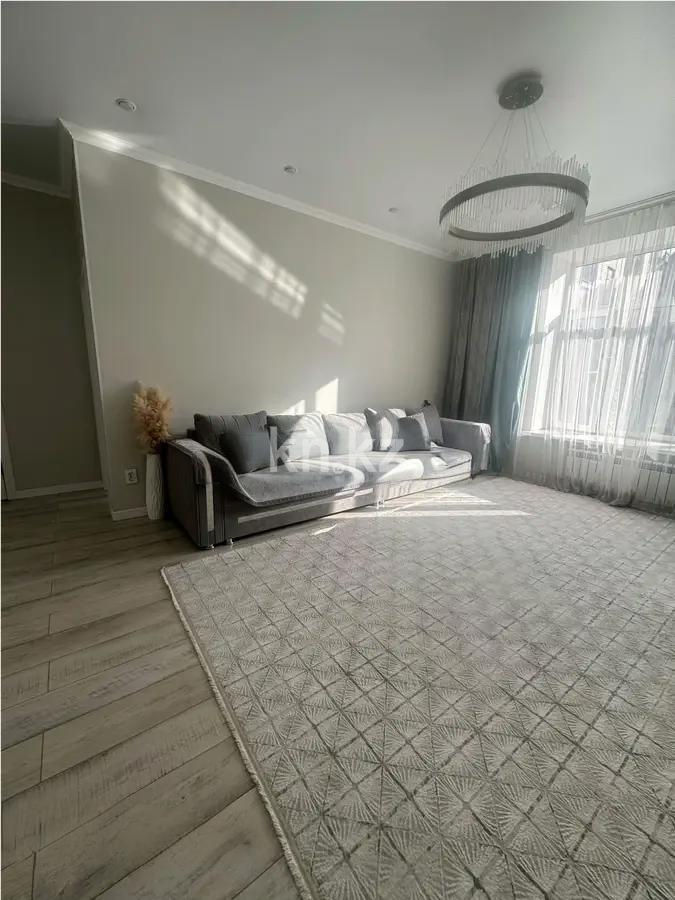 Продажа 3-комнатной квартиры, 92 м², ул. Дюсембекова в Караганде