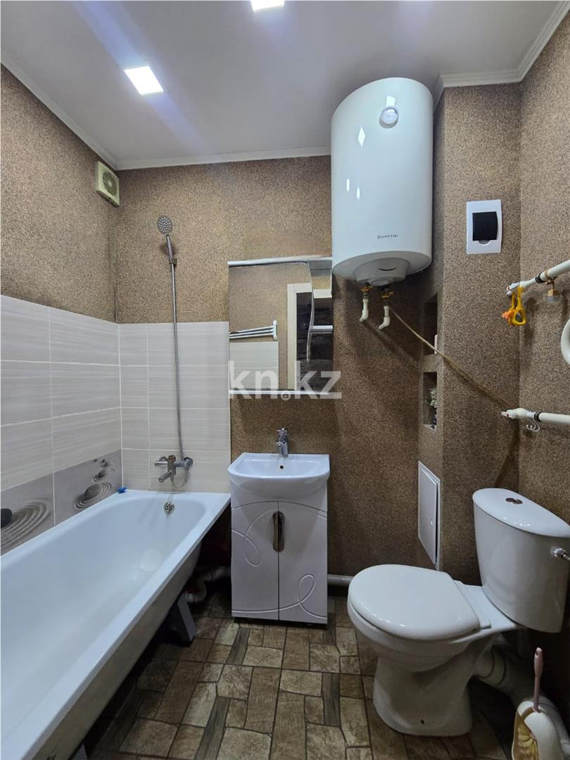 Продажа 2-комнатной квартиры, 43 м², 6 мкр. в Темиртау - фото 11