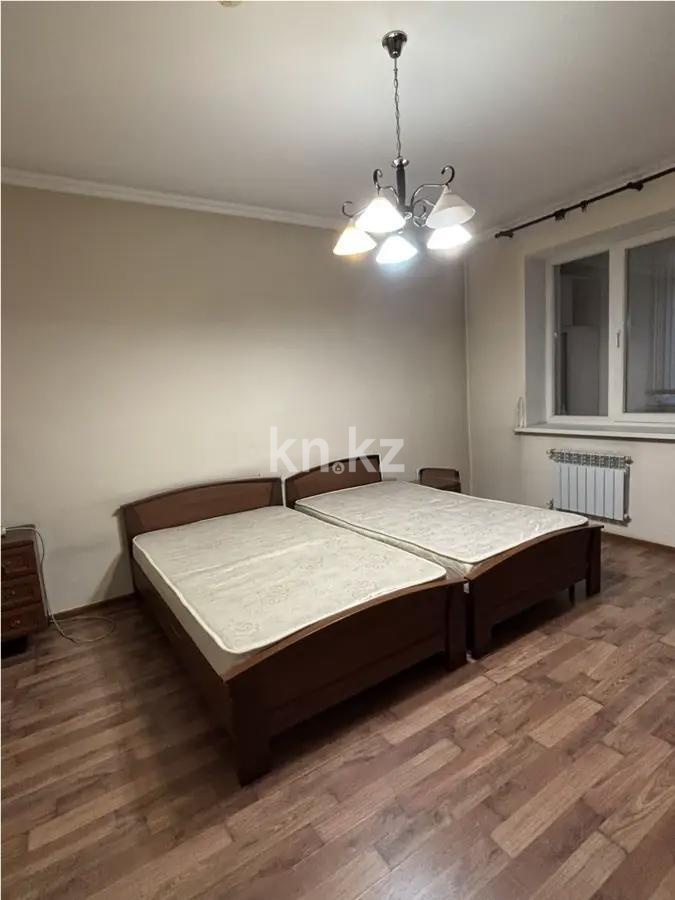 Продажа 2-комнатной квартиры, 65 м², ул. Солодовникова, дом  21а в Алматы