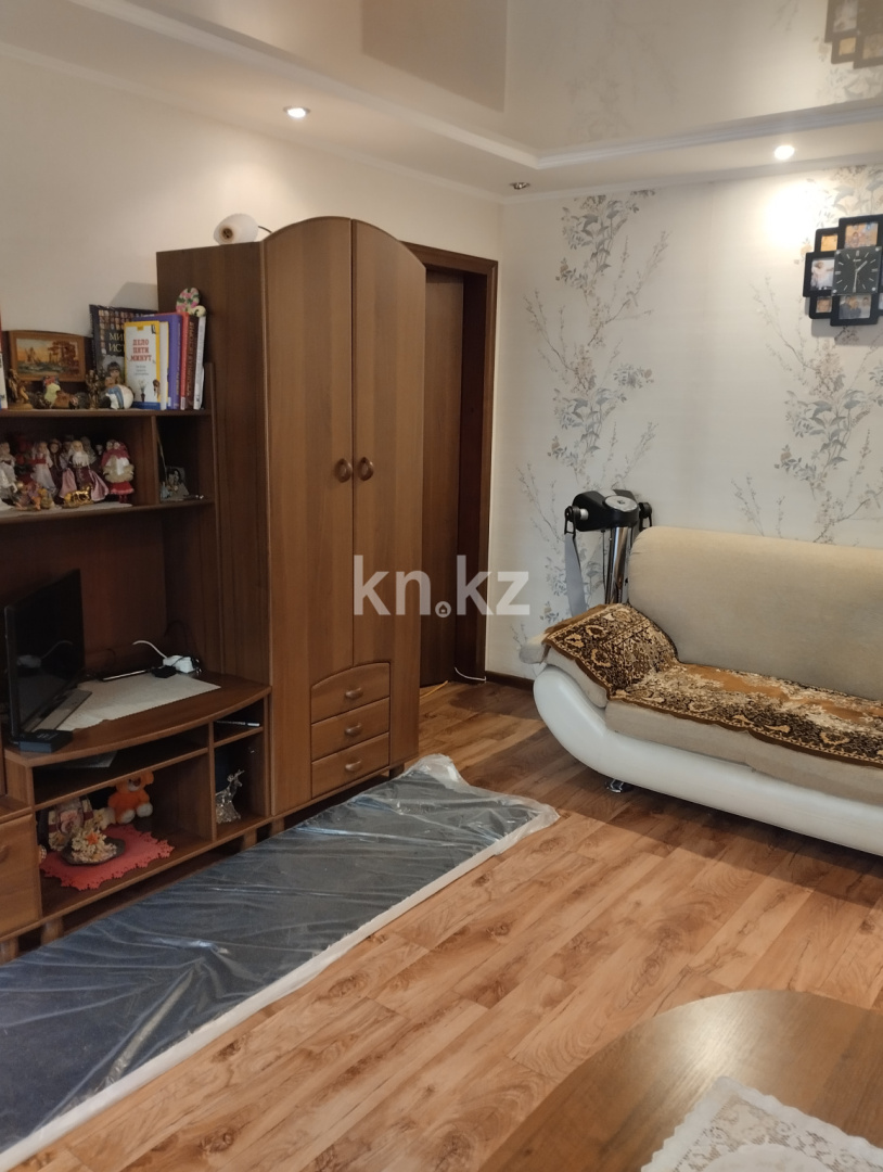 Продажа 2-комнатной квартиры, 42.2 м², ул. Ермекова, дом  14 в Караганде - фото 7