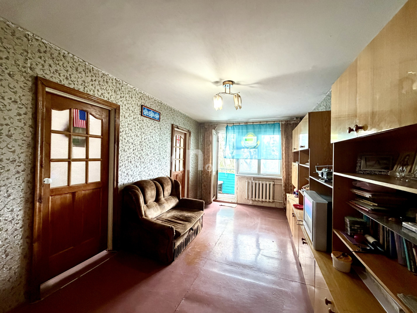 Продажа 4-комнатной квартиры, 62 м² в Караганде