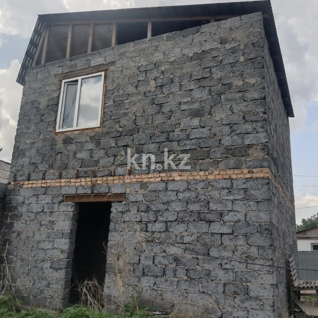Продажа 3-комнатного дома, 80 м² в Караганде