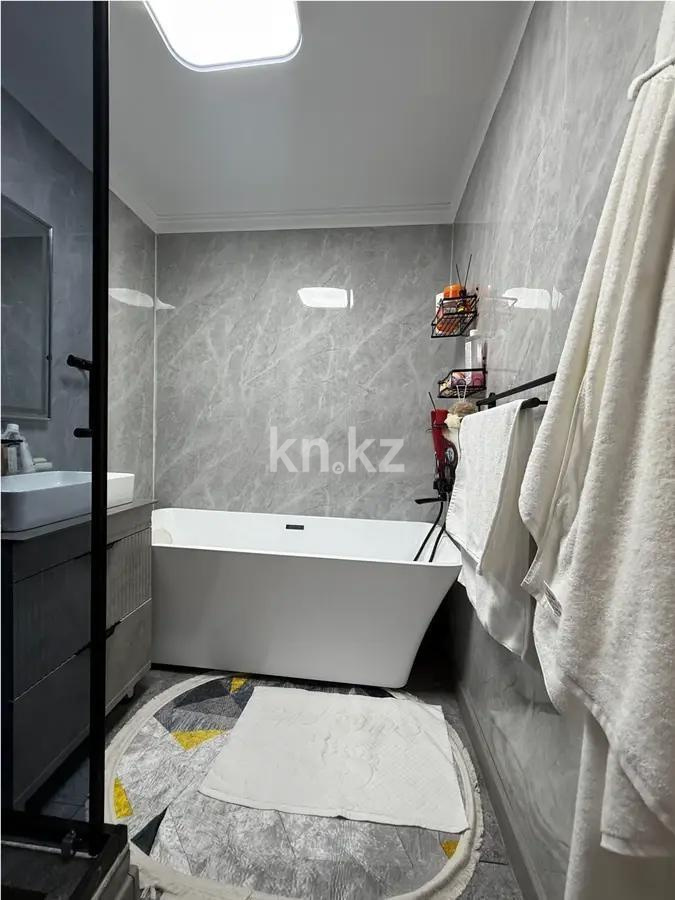 Продажа 3-комнатной квартиры, 83 м², ул. Толе би, дом  273/6 в Алматы - фото 5