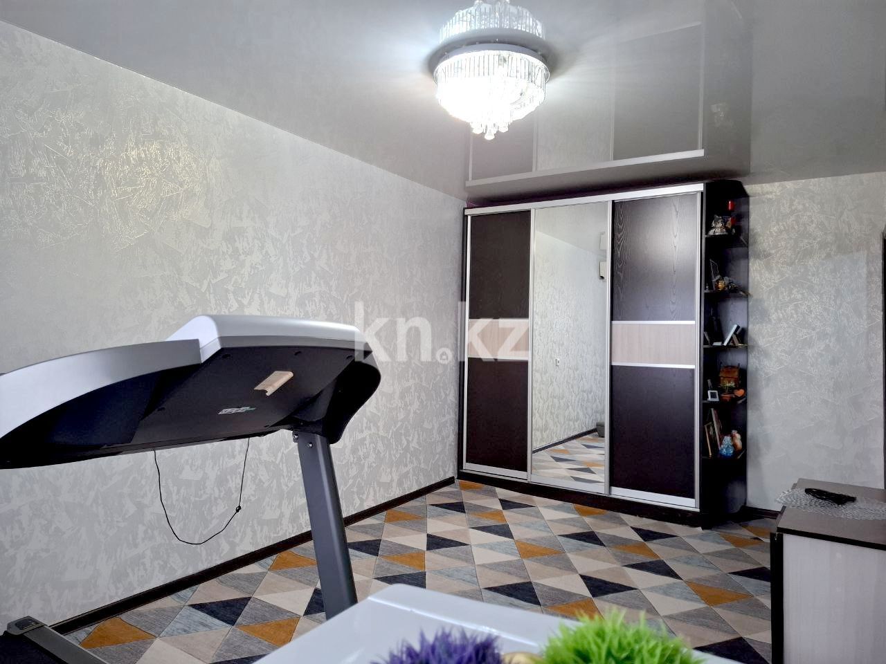 Продажа 2-комнатной квартиры, 43.7 м² в Усть-Каменогорске - фото 2