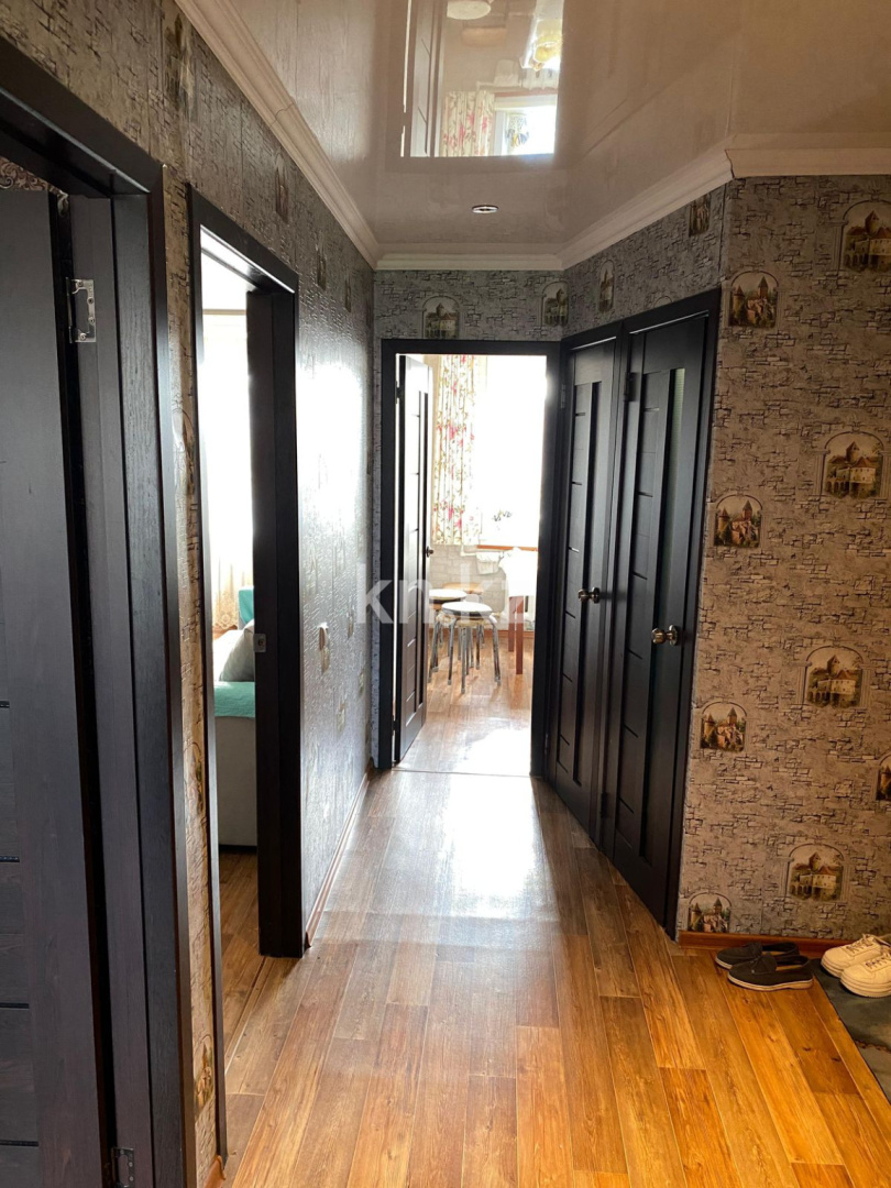 Продажа 3-комнатной квартиры, 62 м², мкр-н 17, дом  57 в Караганде - фото 9