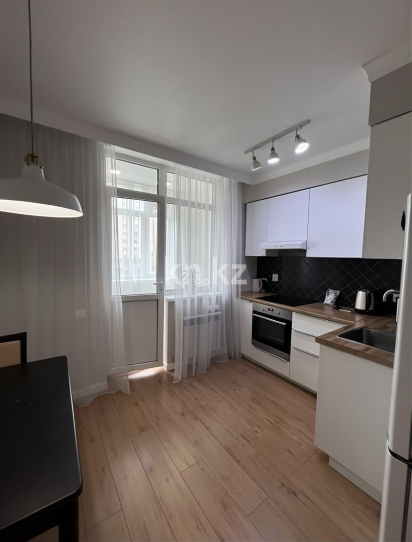 Аренда 1-комнатной квартиры, 46 м² в Астане