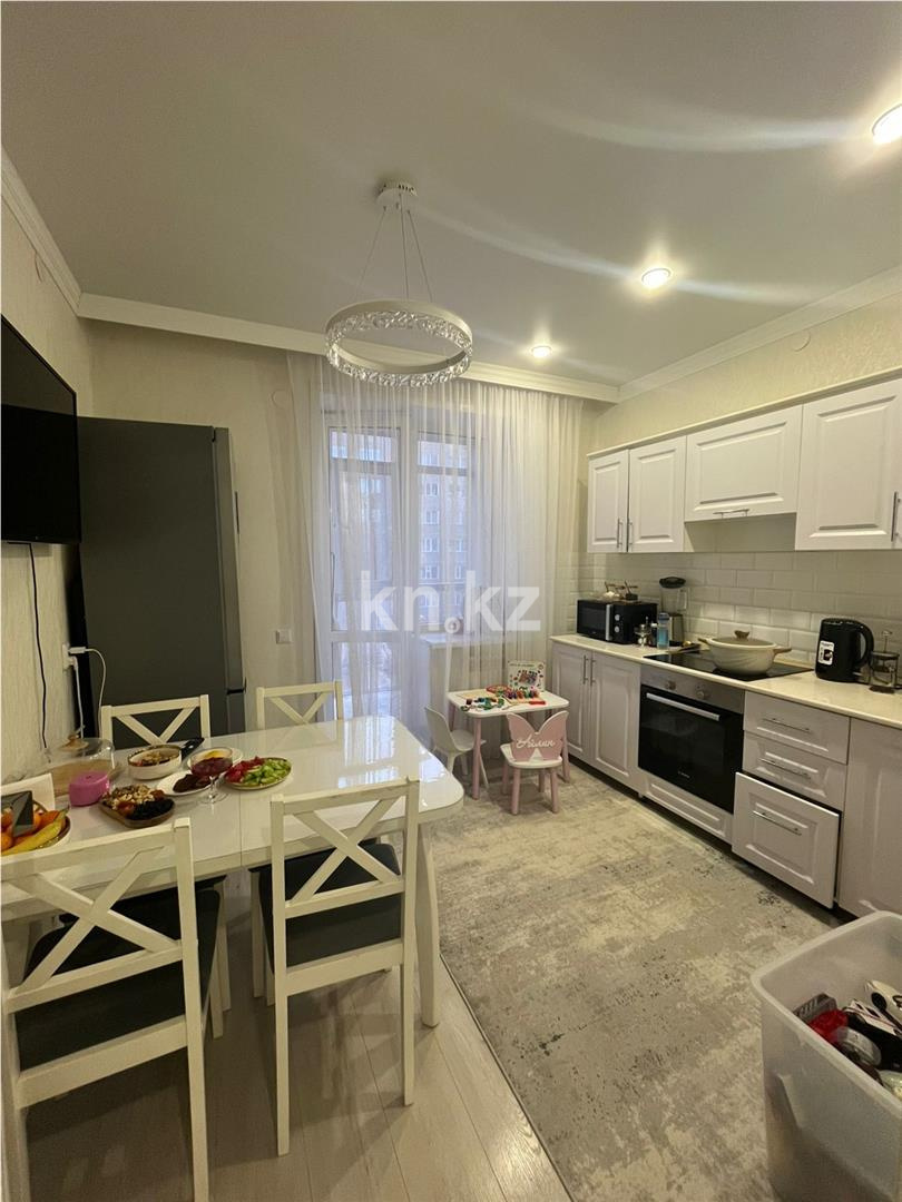 Продажа 3-комнатной квартиры, 70 м², ул. Сатыбалдина в Караганде - фото 10